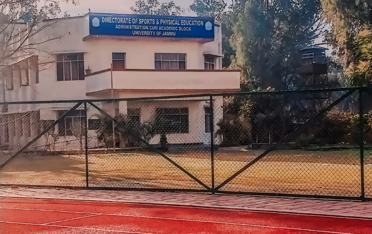 ADMINISTRATIVE CUM ACADEMIC BLOCK